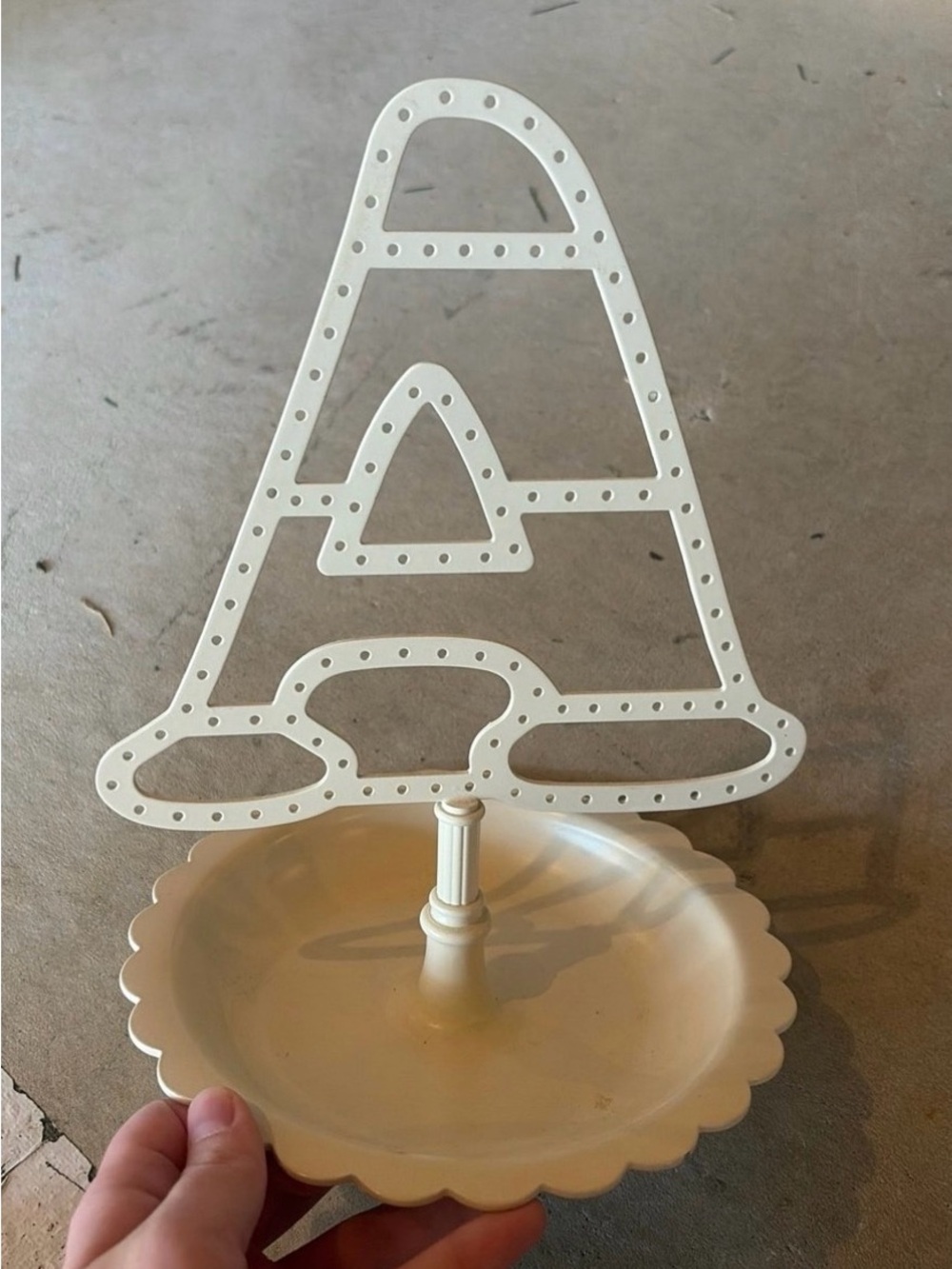 Pottery Barn Teen Cream Jewelry & Trinket Display Stand